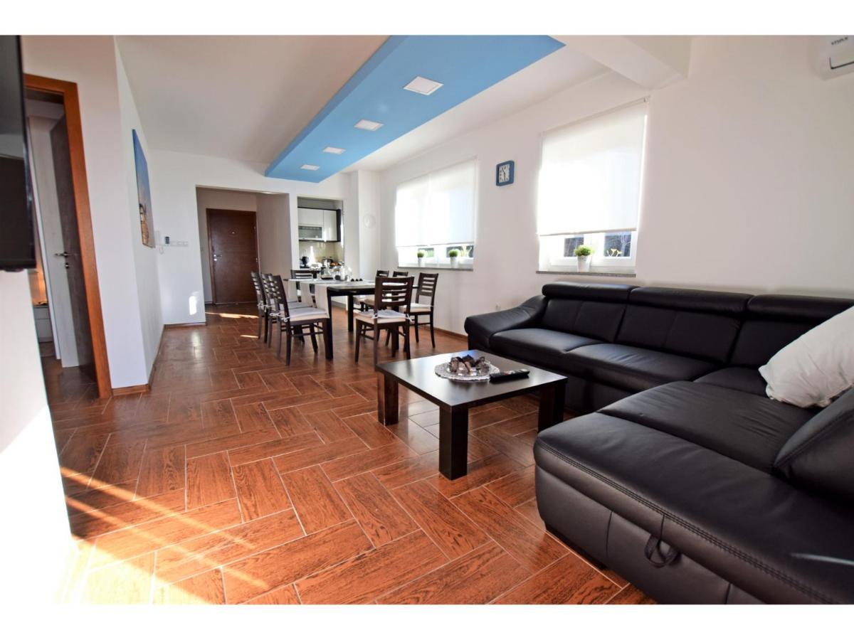 Apartment Dinko Rovanjska Exteriör bild